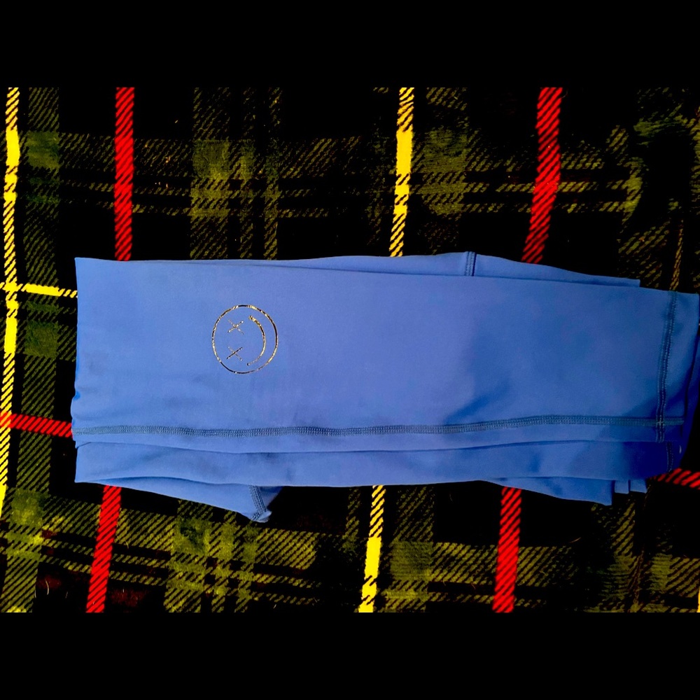 Salty Savage wetsuit leggings never worn